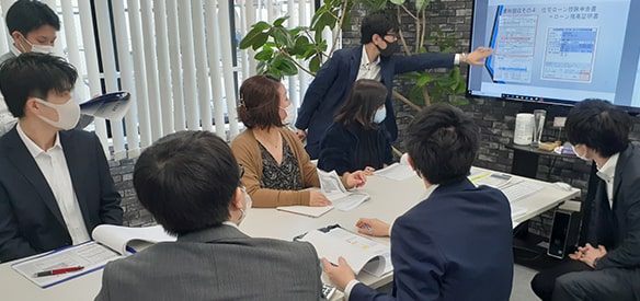 会計データを元に業績の打ち合わせ